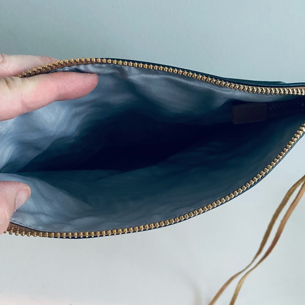 Rebecca Minkoff Convertable Bag - Picture 5 of 9